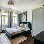 Quite Loft With Balcony And 3 Air Conditioners