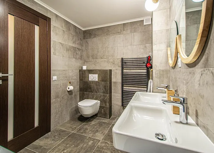 Quite Loft With Balcony And 3 Air Conditioners