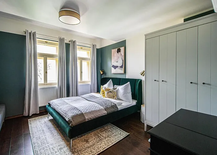 Quite Loft With Balcony And 3 Air Conditioners