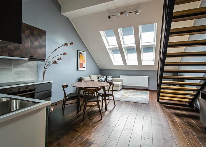 Appartement Quite Loft With Balcony And 3 Air Conditioners